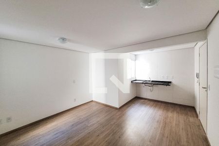 Studio de kitnet/studio para alugar com 1 quarto, 25m² em Jardim Independência, São Paulo