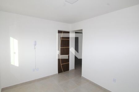 Sala de apartamento para alugar com 2 quartos, 55m² em Ramos, Rio de Janeiro