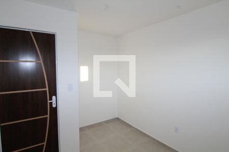 Quarto 2 de apartamento para alugar com 2 quartos, 55m² em Ramos, Rio de Janeiro