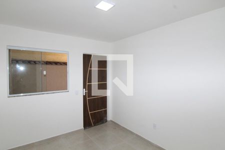 Sala de apartamento para alugar com 2 quartos, 55m² em Ramos, Rio de Janeiro