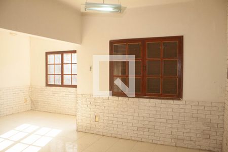 Sala de casa de condomínio para alugar com 2 quartos, 80m² em Cabral, Nilópolis