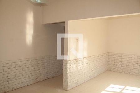 Sala de casa de condomínio para alugar com 2 quartos, 80m² em Cabral, Nilópolis