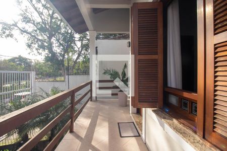 Varanda da Sala de casa à venda com 4 quartos, 300m² em Jardim Itu Sabará, Porto Alegre