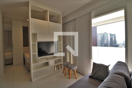 Sala de apartamento para alugar com 1 quarto, 32m² em Santo Amaro, São Paulo