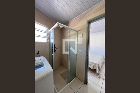 Banheiro  de kitnet/studio para alugar com 1 quarto, 30m² em Parque Jabaquara, São Paulo