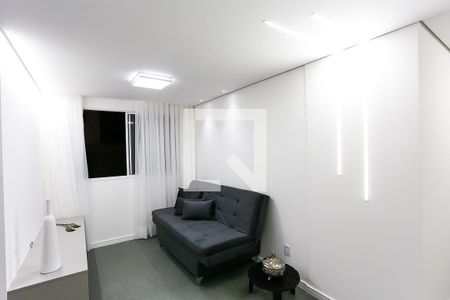 Sala de apartamento para alugar com 2 quartos, 44m² em Parque Reboucas, São Paulo