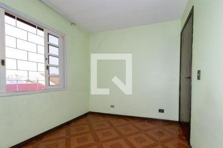 Quarto 1 de casa para alugar com 6 quartos, 200m² em Carioca, Curitiba