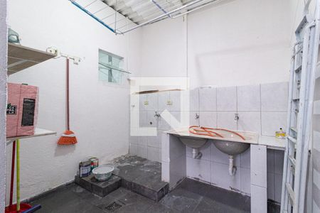 Casa à venda com 125m², 3 quartos e 2 vagas Casa à venda com 125m², 3 quartos e 2 vagasÁrea de serviço