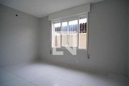 Quarto 1  de apartamento para alugar com 2 quartos, 80m² em Santa Maria Goretti, Porto Alegre