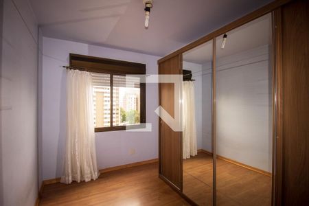 Quarto 1 de apartamento para alugar com 2 quartos, 70m² em Menino Deus, Porto Alegre