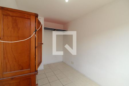 Suíte de casa de condomínio para alugar com 3 quartos, 77m² em Vargem Pequena, Rio de Janeiro