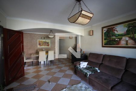 Sala de casa para alugar com 3 quartos, 151m² em Jardim Lallo, São Paulo