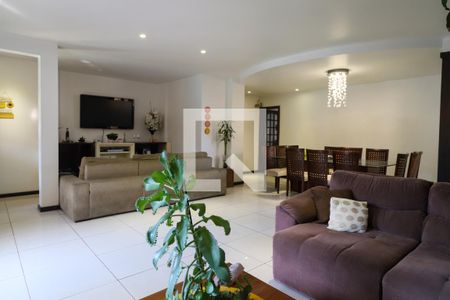 Sala de casa de condomínio à venda com 5 quartos, 450m² em Anil, Rio de Janeiro