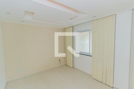 Sala 1 de casa para alugar com 3 quartos, 30m² em Vicente de Carvalho, Rio de Janeiro