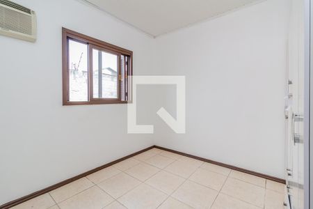 Quarto 1 de casa para alugar com 2 quartos, 54m² em Partenon, Porto Alegre