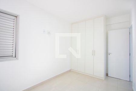Quarto 1 de apartamento à venda com 2 quartos, 53m² em Vila Guiomar, Santo André