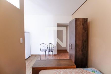 Quarto de kitnet/studio para alugar com 1 quarto, 18m² em Cidade São Mateus, São Paulo