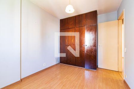 Quarto 1 de apartamento para alugar com 2 quartos, 64m² em Chácara Inglesa, São Paulo