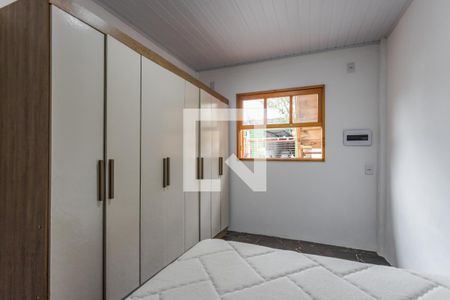 Quarto de casa para alugar com 1 quarto, 45m² em Jardim Floresta, Porto Alegre