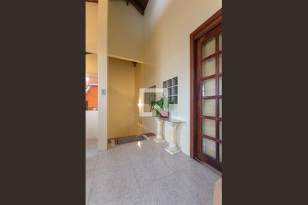 Hall de apartamento para alugar com 2 quartos, 120m² em Hípica, Porto Alegre