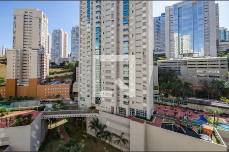 Sala de apartamento à venda com 3 quartos, 104m² em Vila da Serra, Nova Lima