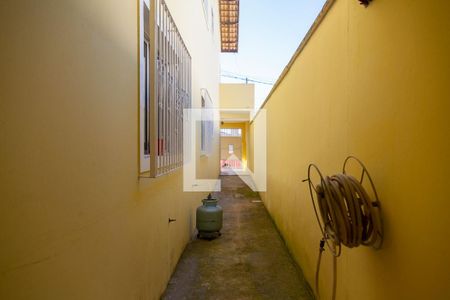 Casa à venda com 327m², 3 quartos e 2 vagas Casa à venda com 327m², 3 quartos e 2 vagasÁrea Externa