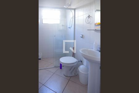 Casa à venda com 327m², 3 quartos e 2 vagas Casa à venda com 327m², 3 quartos e 2 vagasBanheiro