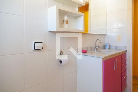 Casa à venda com 327m², 3 quartos e 2 vagas Casa à venda com 327m², 3 quartos e 2 vagasBanheiro
