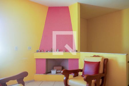 Casa à venda com 327m², 3 quartos e 2 vagas Casa à venda com 327m², 3 quartos e 2 vagasEscritório