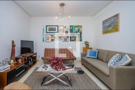 Sala piso 1 de casa para alugar com 3 quartos, 260m² em Santa Lúcia, Belo Horizonte