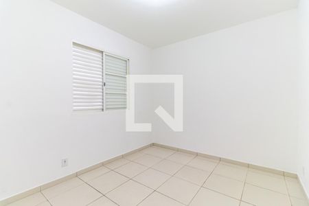 Quarto 2 de apartamento para alugar com 2 quartos, 65m² em Jardim Lallo, São Paulo