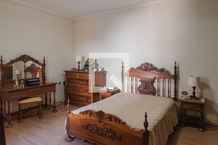 Suíte de casa à venda com 5 quartos, 150m² em Vila Lemos, Campinas