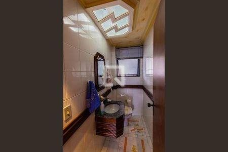 Apartamento à venda com 126m², 3 quartos e 2 vagas Apartamento à venda com 126m², 3 quartos e 2 vagasLavabo