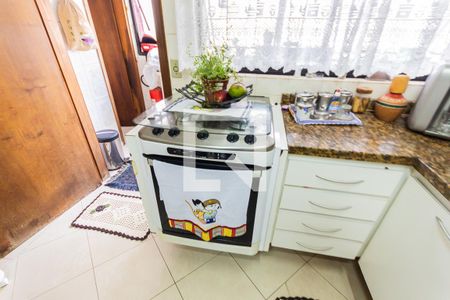 Apartamento à venda com 126m², 3 quartos e 2 vagas Apartamento à venda com 126m², 3 quartos e 2 vagasFogão