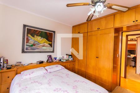 Apartamento à venda com 126m², 3 quartos e 2 vagas Apartamento à venda com 126m², 3 quartos e 2 vagasSuíte