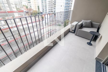 Varanda de kitnet/studio para alugar com 1 quarto, 30m² em Cerqueira César, São Paulo