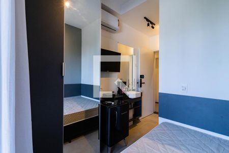 Quarto de kitnet/studio para alugar com 1 quarto, 15m² em Liberdade, São Paulo