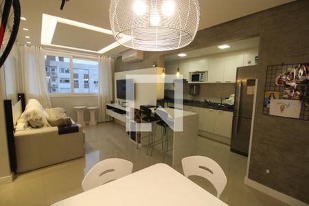 Sala de apartamento à venda com 2 quartos, 68m² em Marechal Rondon, Canoas