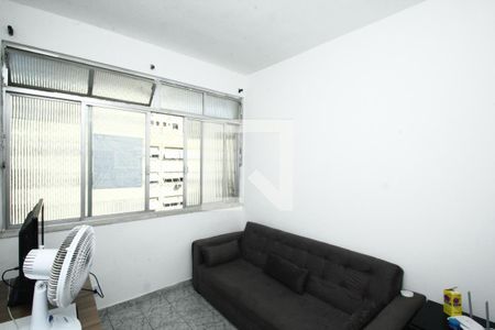 Sala/Quarto de apartamento para alugar com 1 quarto, 30m² em Centro, Rio de Janeiro