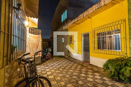 Casa de condomínio para alugar com 50m², 1 quarto e 1 vaga Casa de condomínio para alugar com 50m², 1 quarto e 1 vagaGaragem