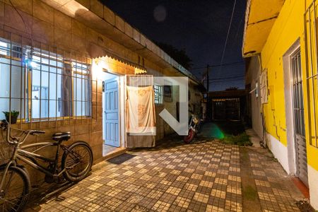 Casa de condomínio para alugar com 50m², 1 quarto e 1 vaga Casa de condomínio para alugar com 50m², 1 quarto e 1 vagaGaragem