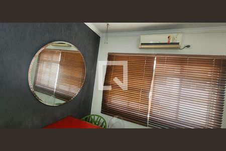 Detalhe Sala de apartamento para alugar com 2 quartos, 80m² em Boqueirão, Santos