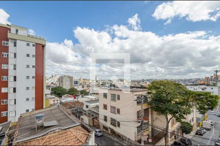 Sala 1 de apartamento à venda com 4 quartos, 180m² em Alto Barroca, Belo Horizonte