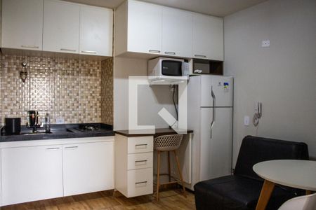 Cozinha de apartamento para alugar com 1 quarto, 27m² em Vila Clementino, São Paulo