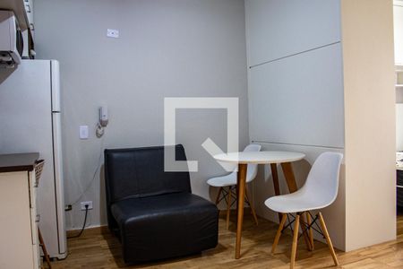 Cozinha de apartamento para alugar com 1 quarto, 27m² em Vila Clementino, São Paulo