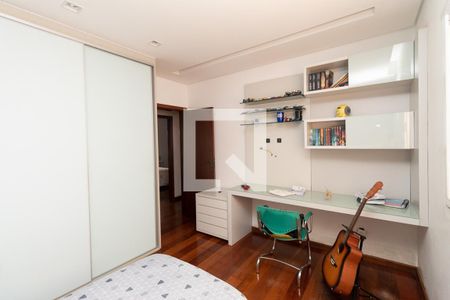 Quarto 2 de casa à venda com 5 quartos, 323m² em Céu Azul, Belo Horizonte