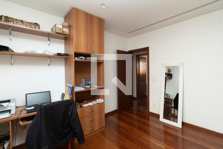 Quarto 1 de casa à venda com 5 quartos, 323m² em Céu Azul, Belo Horizonte