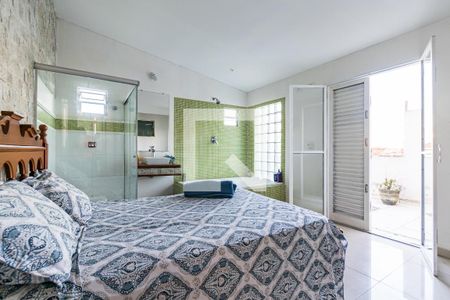 Suíte de casa à venda com 4 quartos, 205m² em Saúde, São Paulo