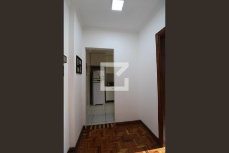 Corredor de apartamento para alugar com 1 quarto, 54m² em Centro, Campinas