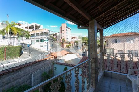 Varanda da Sala de casa para alugar com 2 quartos, 80m² em Cachoeirinha, Belo Horizonte